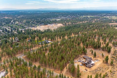 62513 Mcclain Dr, Bend, OR 97703 photo 28