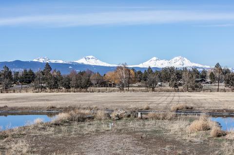 64800 Hunnell Rd, Bend, OR 97703 photo 24