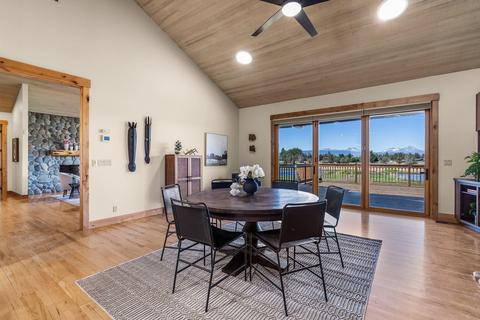 64800 Hunnell Rd, Bend, OR 97703 photo 10