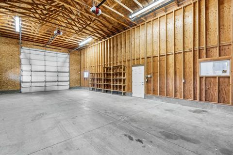 64800 Hunnell Rd, Bend, OR 97703 photo 43