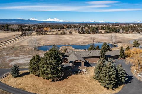 64800 Hunnell Rd, Bend, OR 97703 photo 1