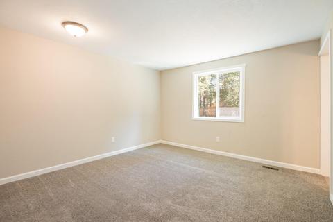 52864 Rainbow Dr, La Pine, OR 97739 photo 9