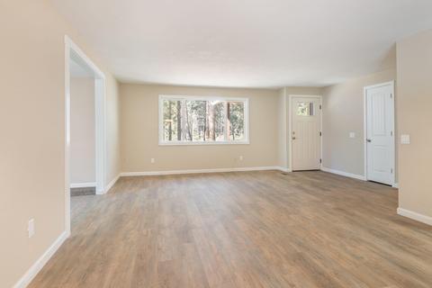 52864 Rainbow Dr, La Pine, OR 97739 photo 3