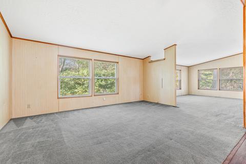546 Crescent Dr, Eagle Point, OR 97524 photo 9