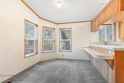 546 Crescent Dr, Eagle Point, OR 97524 photo 15