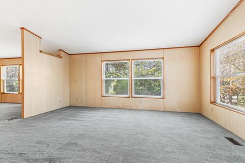546 Crescent Dr, Eagle Point, OR 97524 photo 8