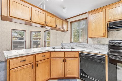 546 Crescent Dr, Eagle Point, OR 97524 photo 13