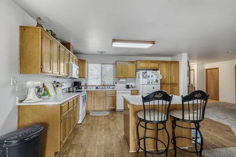 112 Lucas Ct, Eagle Point, OR 97524 photo 11