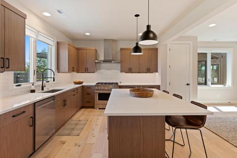 61308 Howe Way, Bend, OR 97702 photo 13