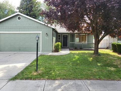 330 Sandi Way, Eagle Point, OR 97524 photo 1