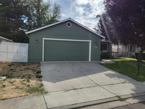 330 Sandi Way, Eagle Point, OR 97524 photo 3