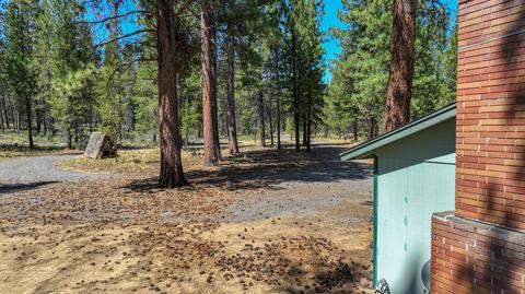 55400 Heidi Ct, Bend, OR 97707 photo 13