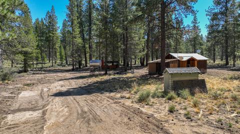 55400 Heidi Ct, Bend, OR 97707 photo 15