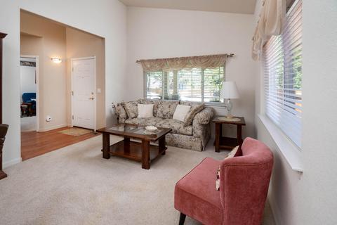 19919 Heron Loop, Bend, OR 97702 photo 3