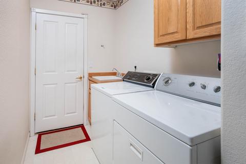 19919 Heron Loop, Bend, OR 97702 photo 12