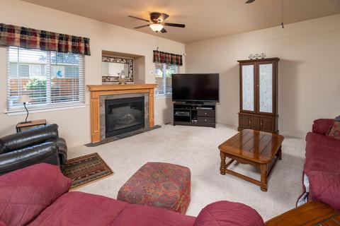 19919 Heron Loop, Bend, OR 97702 photo 9