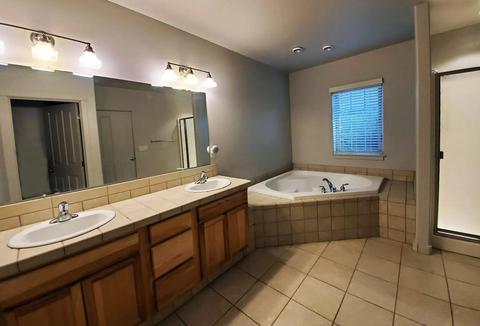 63424 Ledgestone Ct, Bend, OR 97701 photo 24