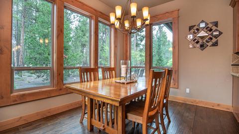 56468 Sunstone Loop, Bend, OR 97707 photo 11