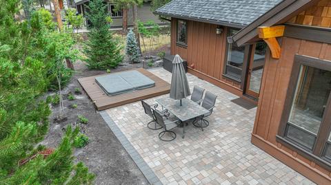 56468 Sunstone Loop, Bend, OR 97707 photo 4