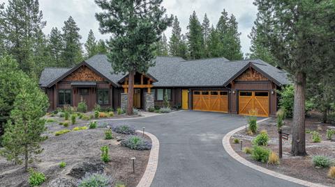 56468 Sunstone Loop, Bend, OR 97707 photo 2