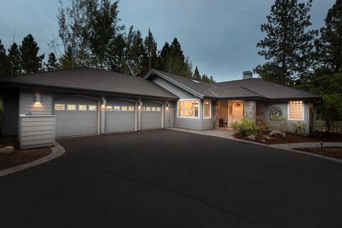 3358 NW Mccready Dr, Bend, OR 97703 photo 1