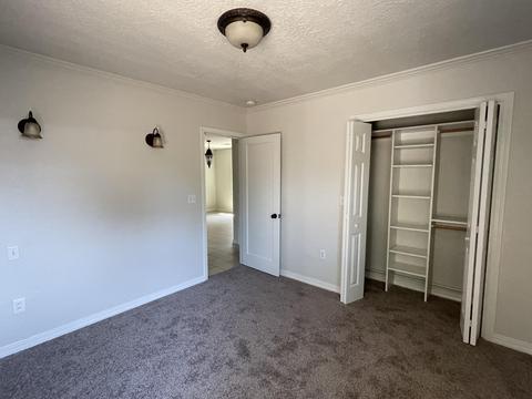 309 Elm St, Phoenix, OR 97535 photo 8