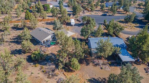 23005 Bronco Ct, Bend, OR 97701 photo 6