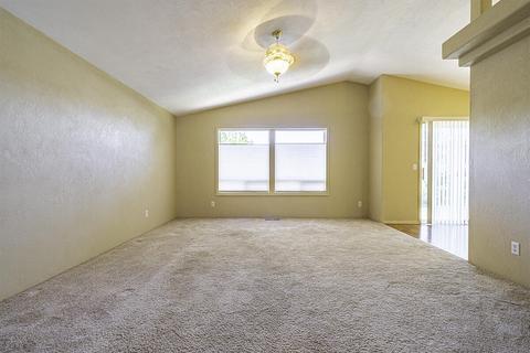 56 Osprey Dr, Eagle Point, OR 97524 photo 8