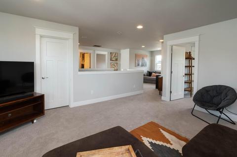60142 SE Ruby Peak Loop, Bend, OR 97702 photo 15