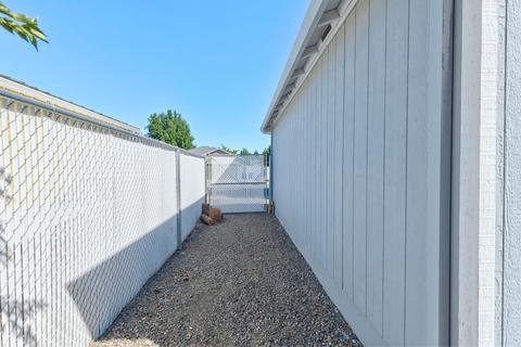 668 Andrea Way, Eagle Point, OR 97524 photo 26