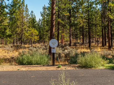 19128 Concannon Lot 13 Dr, Bend, OR 97703