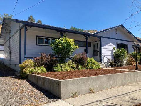 181 S E St, Lakeview, OR 97630 photo 2