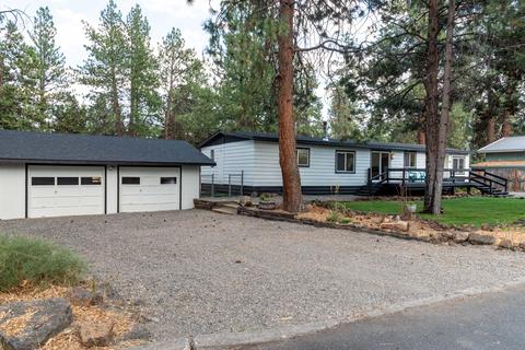 60950 Ashford Dr, Bend, OR 97702 photo 2