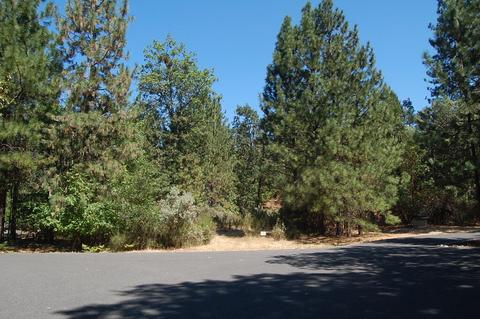 133 Hampshire Cir, Grants Pass, OR 97526