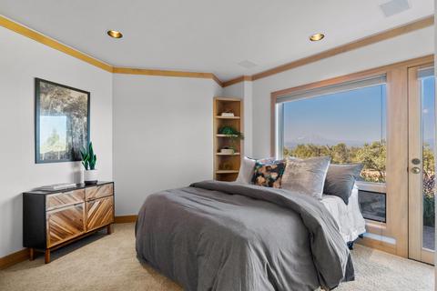 18290 Plainview Rd, Bend, OR 97703 photo 23