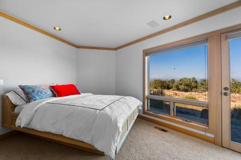 18290 Plainview Rd, Bend, OR 97703 photo 24