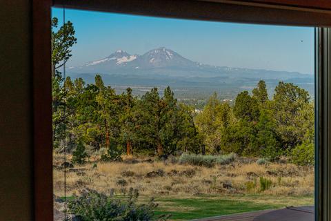 18290 Plainview Rd, Bend, OR 97703 photo 10