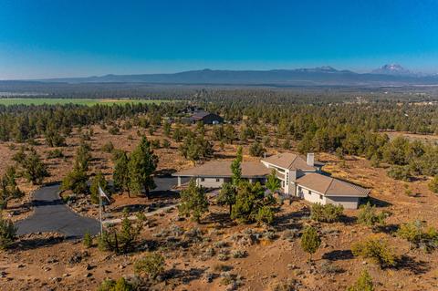 18290 Plainview Rd, Bend, OR 97703 photo 3