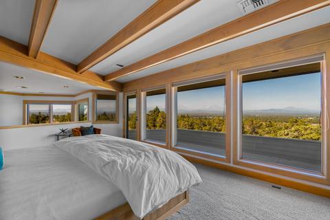 18290 Plainview Rd, Bend, OR 97703 photo 29