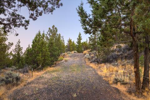20005 Pacific Heights Rd, Bend, OR 97703 photo 7