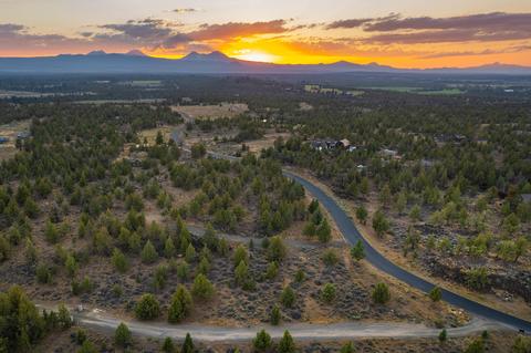 20005 Pacific Heights Rd, Bend, OR 97703 photo 4