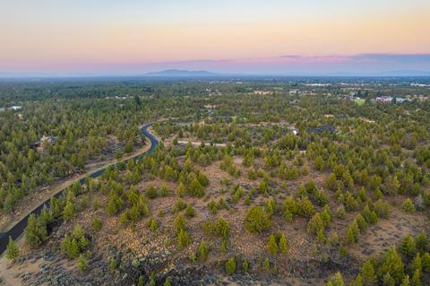 20005 Pacific Heights Rd, Bend, OR 97703 photo 3