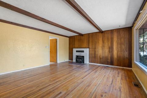 603 NE 12th St, Bend, OR 97701 photo 1