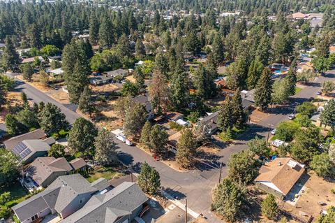 603 NE 12th St, Bend, OR 97701 photo 25