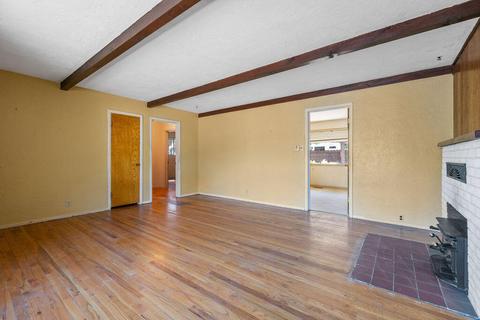 603 NE 12th St, Bend, OR 97701 photo 4