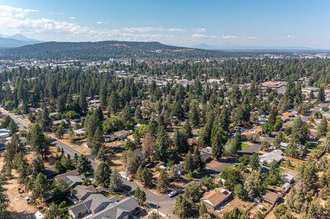 603 NE 12th St, Bend, OR 97701 photo 29