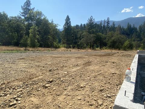 281 Pomeroy View Dr, Cave Junction, OR 97523 photo 4