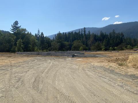 281 Pomeroy View Dr, Cave Junction, OR 97523 photo 3