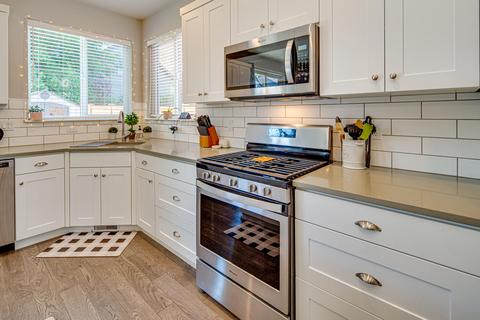 2859 NE Marea Dr, Bend, OR 97701 photo 9