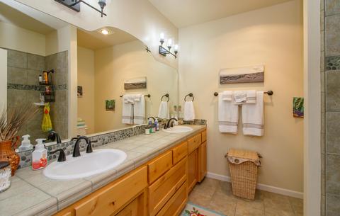 100 Greenmoor Dr, Eagle Point, OR 97524 photo 24